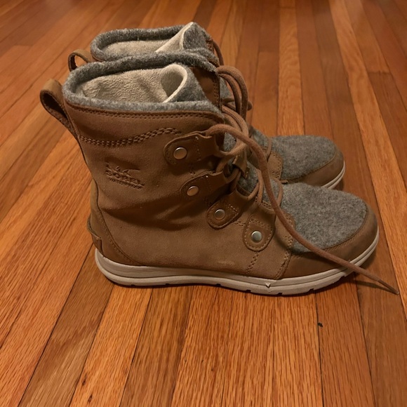 Women's SOREL Explorer Joan Waterproof Winter Boots - Picture 2 of 7